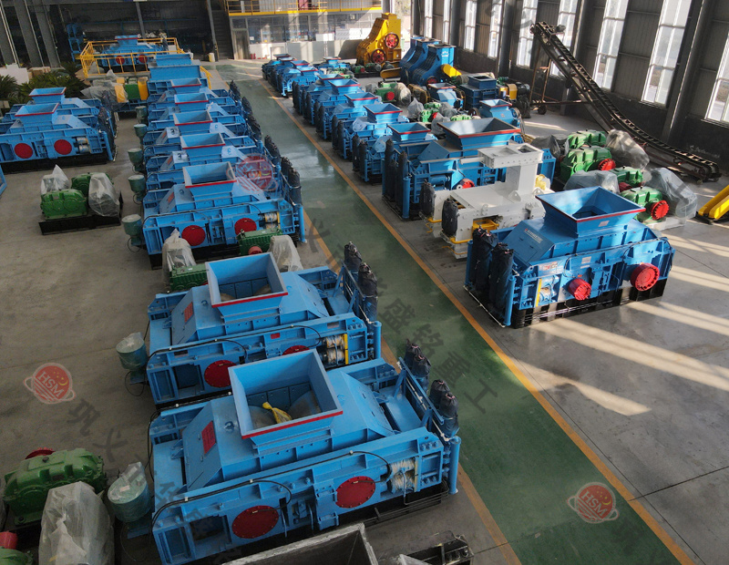 石英砂制砂子設(shè)備哪家好？全液壓對輥制砂機多少錢？