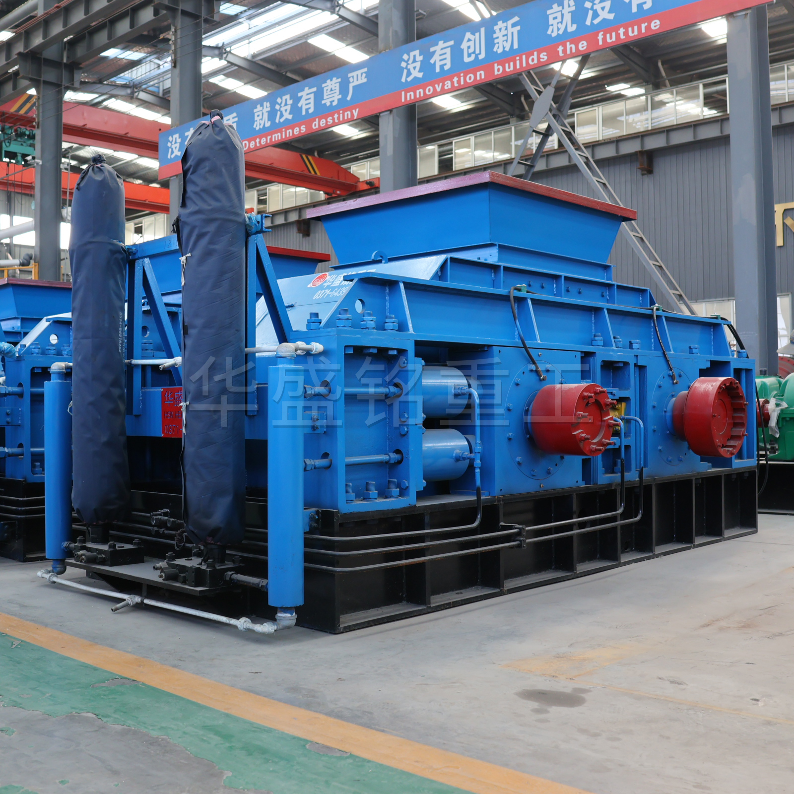 河卵石制砂可以嗎？砂質(zhì)怎么樣？河卵石制砂選哪種機(jī)器？